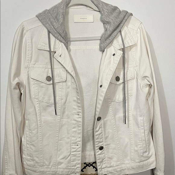 Blank NYC Off-White Jacket with Gray Hood - Picture 1 of 6